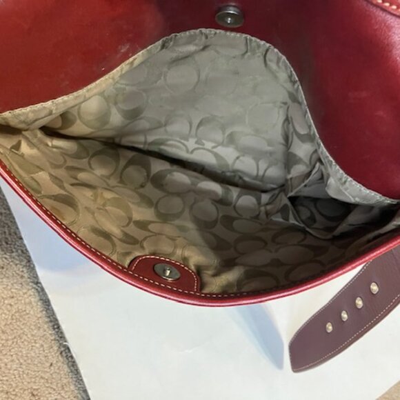 VTG Red Leather Coach Shoulder/Crossbody Bag - Picture 8 of 9